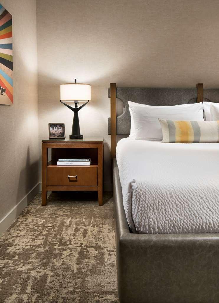 Tempe Mission Palms- Destination Fee Includes Parking Hotel Стая снимка