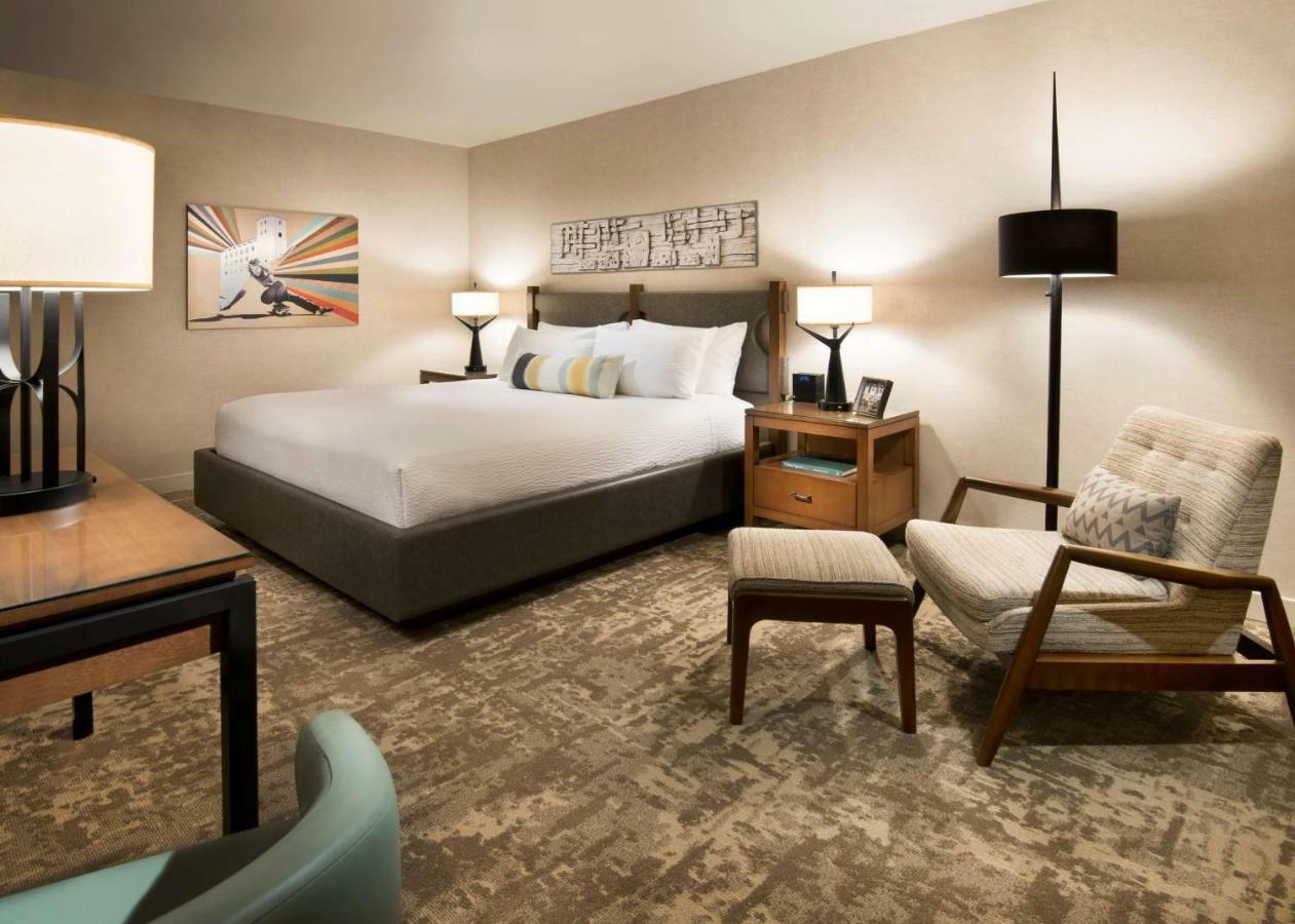 Tempe Mission Palms- Destination Fee Includes Parking Hotel Екстериор снимка