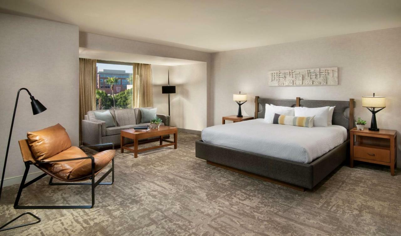 Tempe Mission Palms- Destination Fee Includes Parking Hotel Екстериор снимка